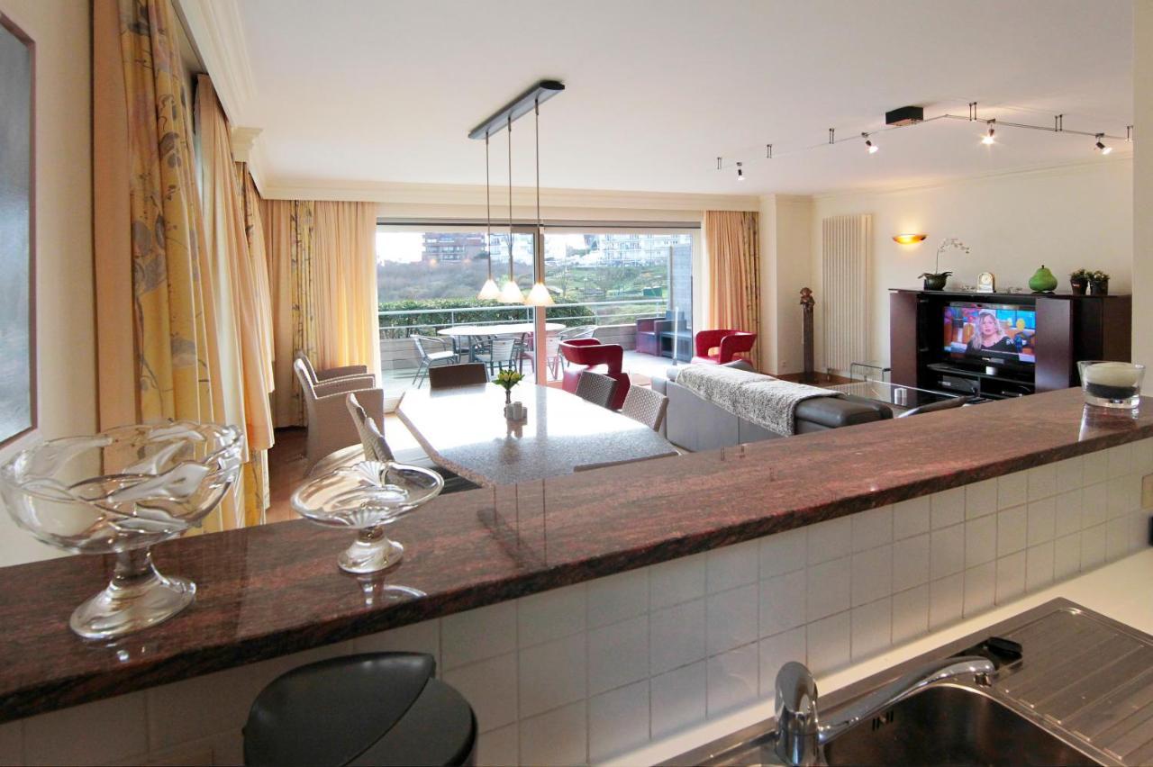 Fairway Apartment Кноке-Хайст Екстериор снимка